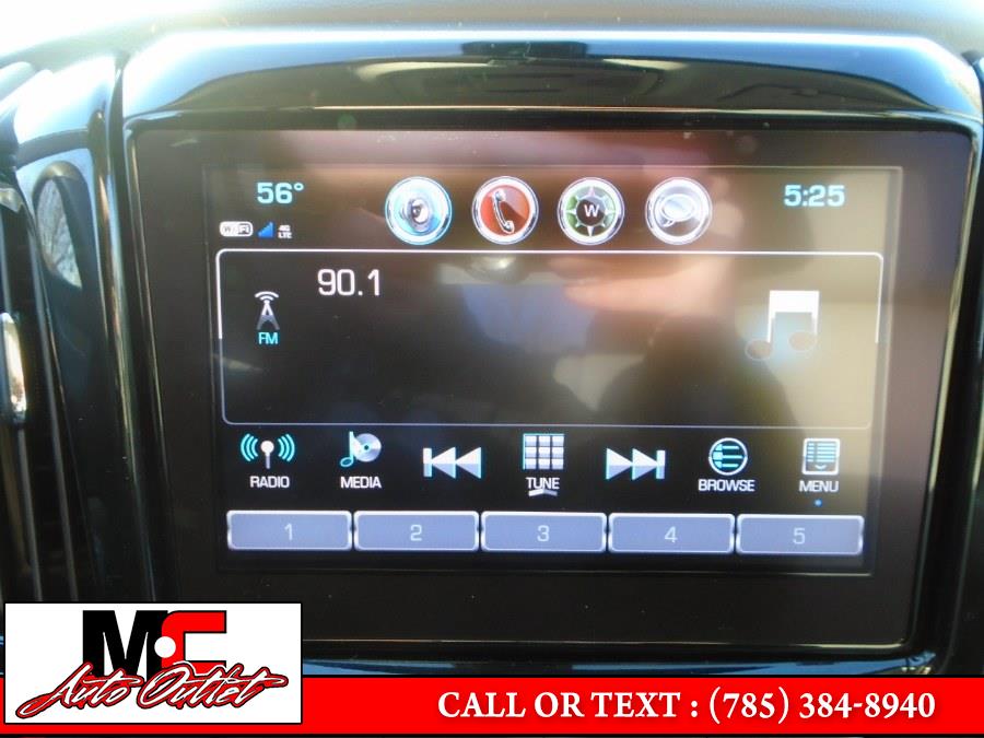 2018 Chevrolet Traverse FWD 4dr LT Cloth w/1LT, available for sale in Colby, Kansas | M C Auto Outlet Inc. Colby, Kansas 2018 Chevrolet Traverse FWD 4dr LT Cloth w/1LT, available for sale in Colby, Kansas | M C Auto Outlet Inc. Colby, Kansas
