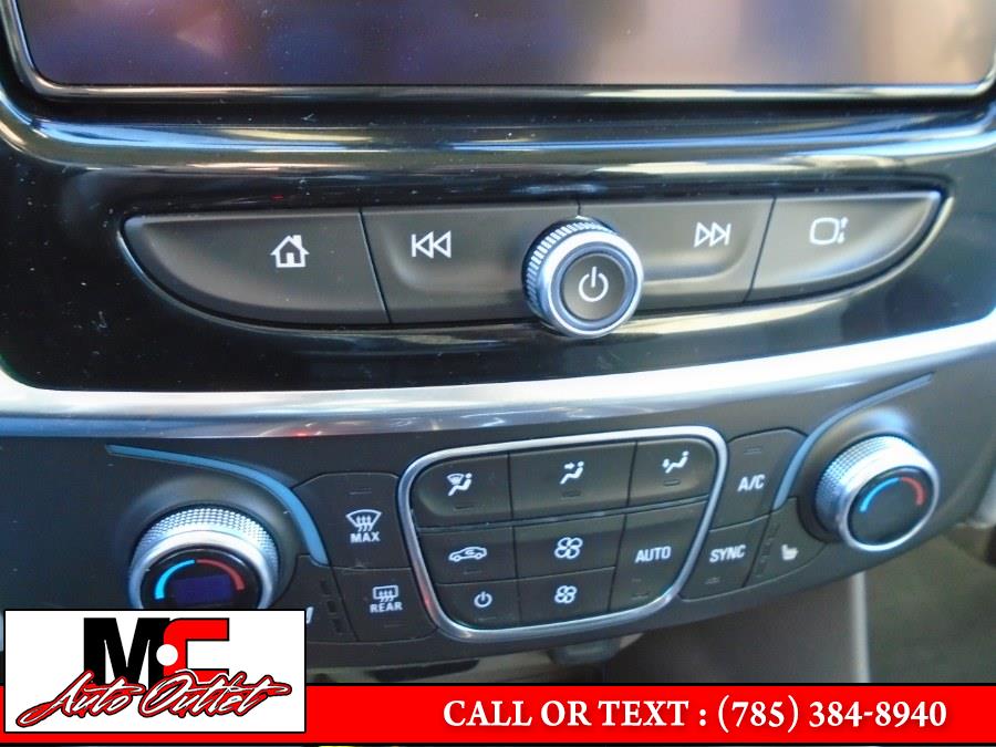 2018 Chevrolet Traverse FWD 4dr LT Cloth w/1LT, available for sale in Colby, Kansas | M C Auto Outlet Inc. Colby, Kansas 2018 Chevrolet Traverse FWD 4dr LT Cloth w/1LT, available for sale in Colby, Kansas | M C Auto Outlet Inc. Colby, Kansas