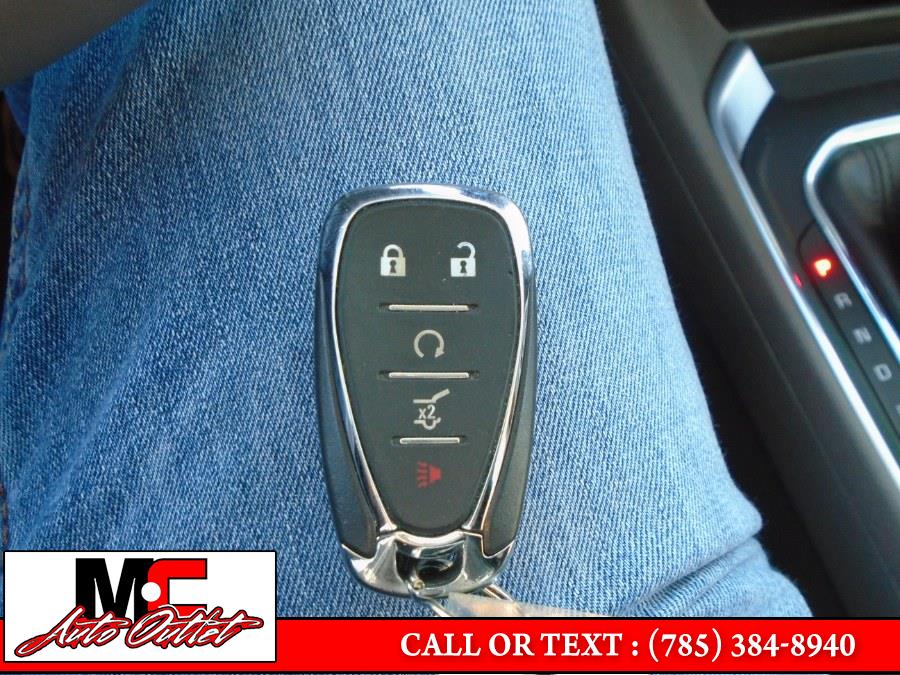 2018 Chevrolet Traverse FWD 4dr LT Cloth w/1LT, available for sale in Colby, Kansas | M C Auto Outlet Inc. Colby, Kansas 2018 Chevrolet Traverse FWD 4dr LT Cloth w/1LT, available for sale in Colby, Kansas | M C Auto Outlet Inc. Colby, Kansas