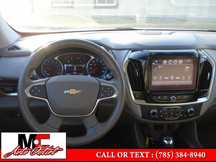 2018 Chevrolet Traverse FWD 4dr LT Cloth w/1LT, available for sale in Colby, Kansas | M C Auto Outlet Inc. Colby, Kansas 2018 Chevrolet Traverse FWD 4dr LT Cloth w/1LT, available for sale in Colby, Kansas | M C Auto Outlet Inc. Colby, Kansas