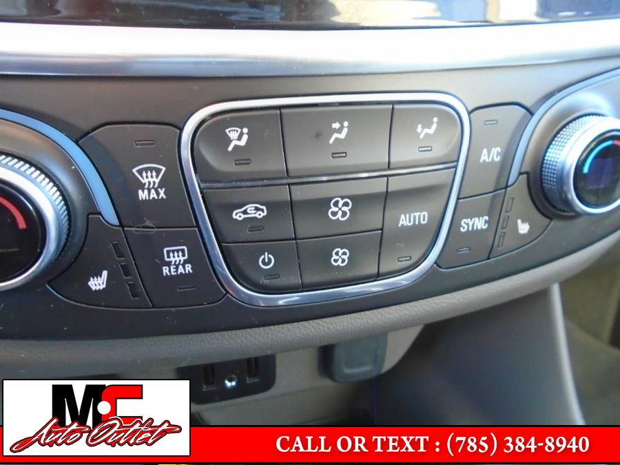 2018 Chevrolet Traverse FWD 4dr LT Cloth w/1LT, available for sale in Colby, Kansas | M C Auto Outlet Inc. Colby, Kansas 2018 Chevrolet Traverse FWD 4dr LT Cloth w/1LT, available for sale in Colby, Kansas | M C Auto Outlet Inc. Colby, Kansas