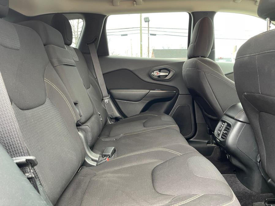 2016 Jeep Cherokee 4WD 4dr Latitude, available for sale in Merrimack, New Hampshire | Merrimack Autosport. Merrimack, New Hampshire 2016 Jeep Cherokee 4WD 4dr Latitude, available for sale in Merrimack, New Hampshire | Merrimack Autosport. Merrimack, New Hampshire