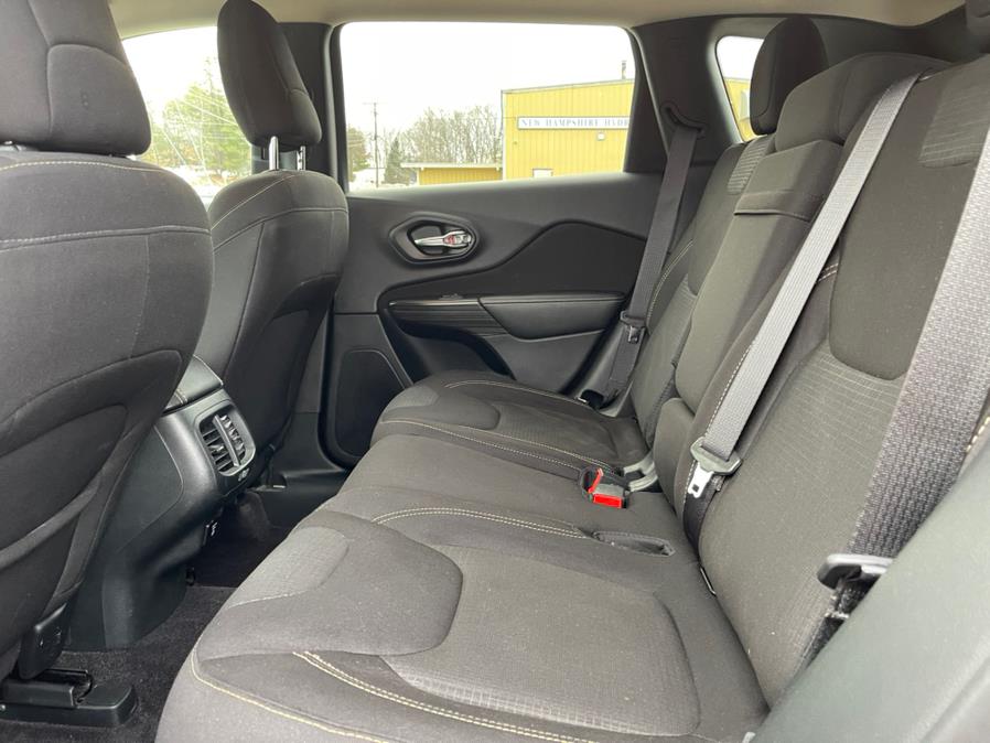 2016 Jeep Cherokee 4WD 4dr Latitude, available for sale in Merrimack, New Hampshire | Merrimack Autosport. Merrimack, New Hampshire 2016 Jeep Cherokee 4WD 4dr Latitude, available for sale in Merrimack, New Hampshire | Merrimack Autosport. Merrimack, New Hampshire