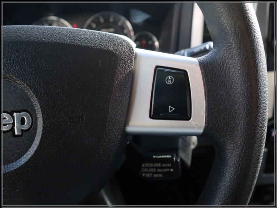 2010 Jeep Grand Cherokee 4WD 4dr Laredo, available for sale in Huntington Station, New York | My Auto Inc.. Huntington Station, New York 2010 Jeep Grand Cherokee 4WD 4dr Laredo, available for sale in Huntington Station, New York | My Auto Inc.. Huntington Station, New York