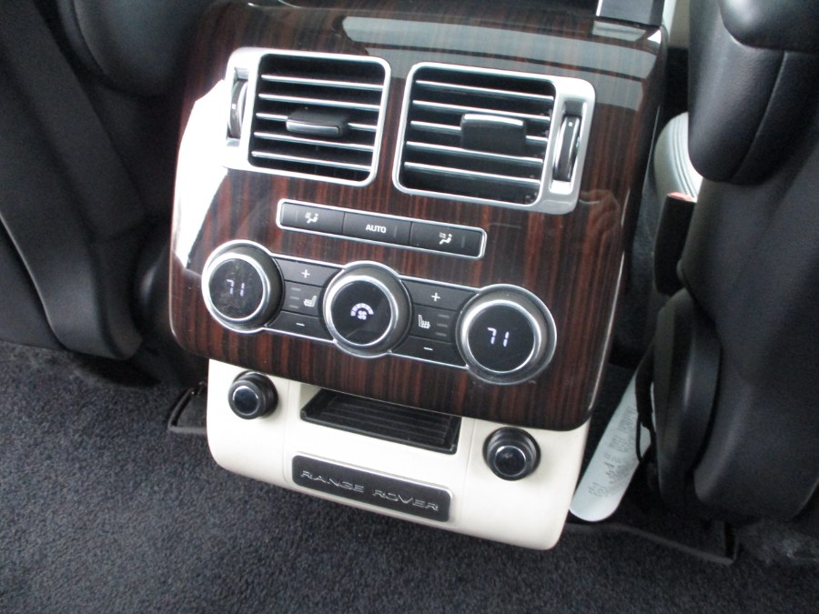 2014 Land Rover Range Rover 4WD 4dr HSE, available for sale in Massapequa, New York | South Shore Auto Brokers & Sales. Massapequa, New York 2014 Land Rover Range Rover 4WD 4dr HSE, available for sale in Massapequa, New York | South Shore Auto Brokers & Sales. Massapequa, New York
