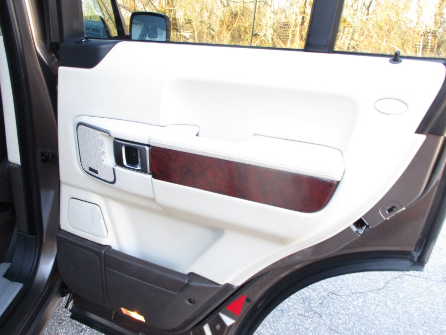 2012 Land Rover Range Rover 4WD 4dr HSE, available for sale in Massapequa, New York | South Shore Auto Brokers & Sales. Massapequa, New York 2012 Land Rover Range Rover 4WD 4dr HSE, available for sale in Massapequa, New York | South Shore Auto Brokers & Sales. Massapequa, New York