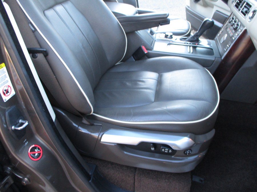 2012 Land Rover Range Rover 4WD 4dr HSE, available for sale in Massapequa, New York | South Shore Auto Brokers & Sales. Massapequa, New York 2012 Land Rover Range Rover 4WD 4dr HSE, available for sale in Massapequa, New York | South Shore Auto Brokers & Sales. Massapequa, New York