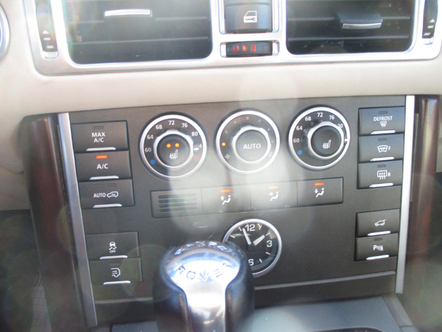 2012 Land Rover Range Rover 4WD 4dr HSE, available for sale in Massapequa, New York | South Shore Auto Brokers & Sales. Massapequa, New York 2012 Land Rover Range Rover 4WD 4dr HSE, available for sale in Massapequa, New York | South Shore Auto Brokers & Sales. Massapequa, New York