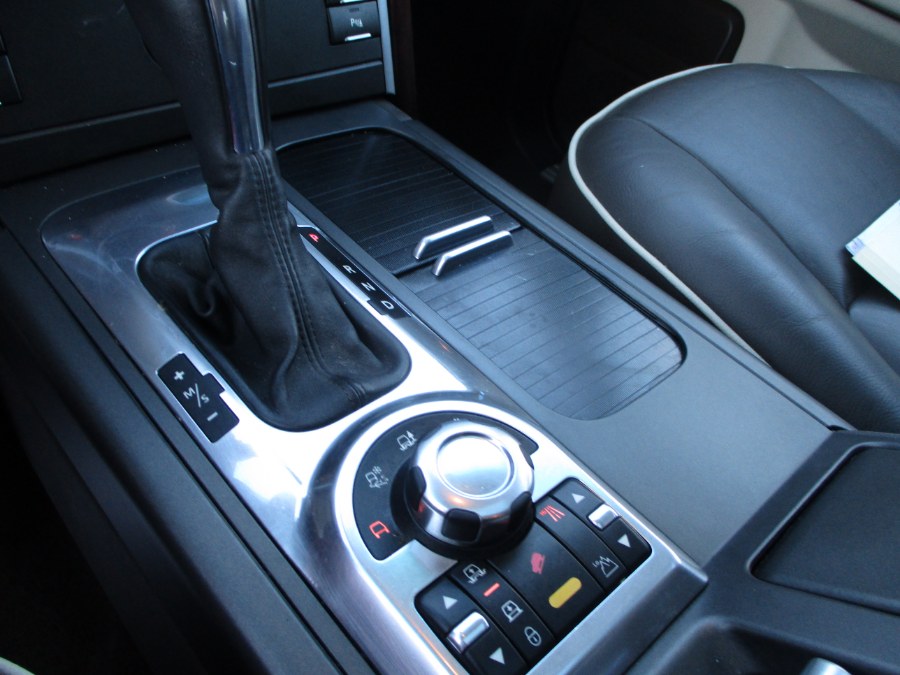 2012 Land Rover Range Rover 4WD 4dr HSE, available for sale in Massapequa, New York | South Shore Auto Brokers & Sales. Massapequa, New York 2012 Land Rover Range Rover 4WD 4dr HSE, available for sale in Massapequa, New York | South Shore Auto Brokers & Sales. Massapequa, New York