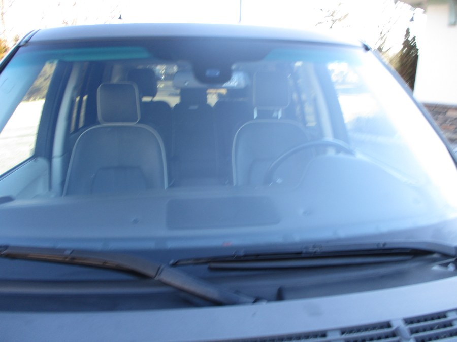 2012 Land Rover Range Rover 4WD 4dr HSE, available for sale in Massapequa, New York | South Shore Auto Brokers & Sales. Massapequa, New York 2012 Land Rover Range Rover 4WD 4dr HSE, available for sale in Massapequa, New York | South Shore Auto Brokers & Sales. Massapequa, New York