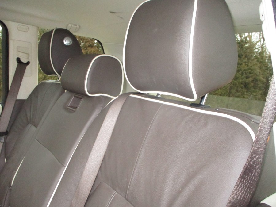 2012 Land Rover Range Rover 4WD 4dr HSE, available for sale in Massapequa, New York | South Shore Auto Brokers & Sales. Massapequa, New York 2012 Land Rover Range Rover 4WD 4dr HSE, available for sale in Massapequa, New York | South Shore Auto Brokers & Sales. Massapequa, New York