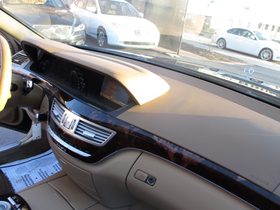 2007 Mercedes-Benz S-Class 4dr Sdn 5.5L V8 4MATIC, available for sale in Massapequa, New York | South Shore Auto Brokers & Sales. Massapequa, New York 2007 Mercedes-Benz S-Class 4dr Sdn 5.5L V8 4MATIC, available for sale in Massapequa, New York | South Shore Auto Brokers & Sales. Massapequa, New York