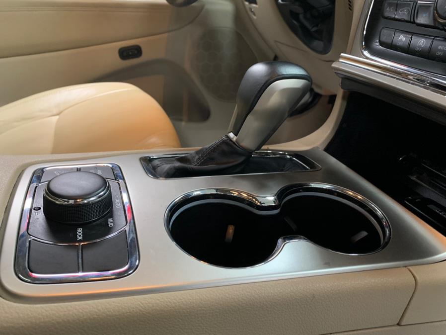 2017 Jeep Limited Grand Cherokee Limited 4x4, available for sale in Inwood, New York | 5 Towns Drive. Inwood, New York 2017 Jeep Limited Grand Cherokee Limited 4x4, available for sale in Inwood, New York | 5 Towns Drive. Inwood, New York