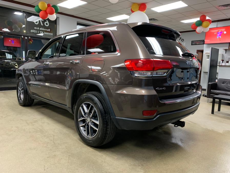 2017 Jeep Limited Grand Cherokee Limited 4x4, available for sale in Inwood, New York | 5 Towns Drive. Inwood, New York 2017 Jeep Limited Grand Cherokee Limited 4x4, available for sale in Inwood, New York | 5 Towns Drive. Inwood, New York