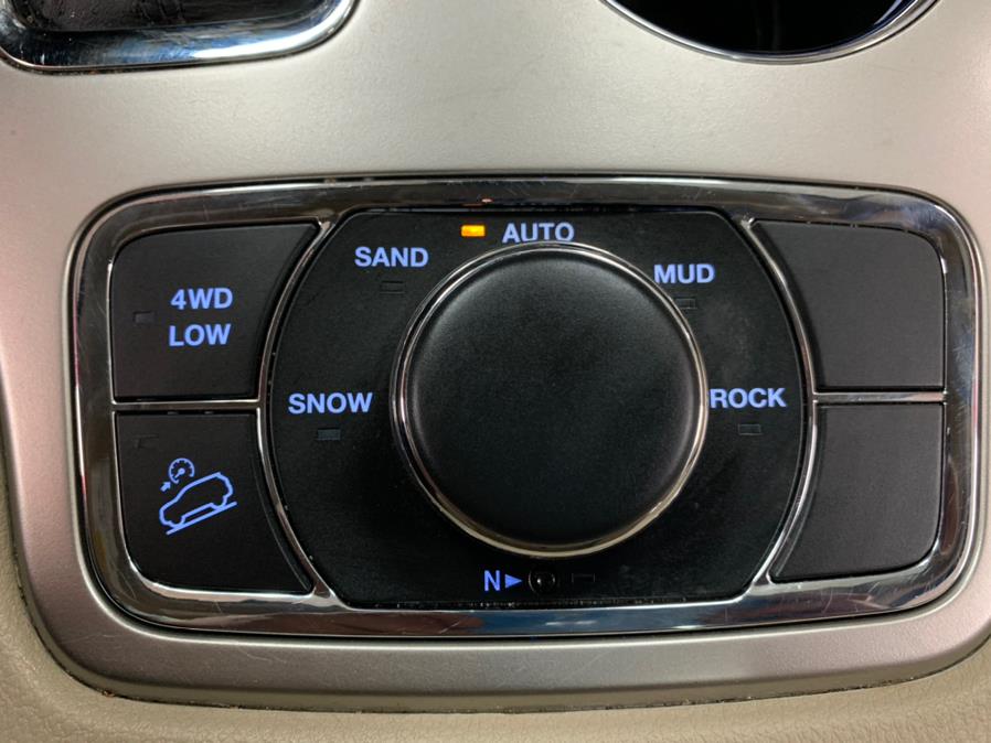 2017 Jeep Limited Grand Cherokee Limited 4x4, available for sale in Inwood, New York | 5 Towns Drive. Inwood, New York 2017 Jeep Limited Grand Cherokee Limited 4x4, available for sale in Inwood, New York | 5 Towns Drive. Inwood, New York