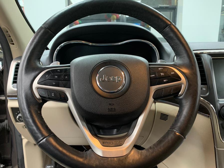 2017 Jeep Limited Grand Cherokee Limited 4x4, available for sale in Inwood, New York | 5 Towns Drive. Inwood, New York 2017 Jeep Limited Grand Cherokee Limited 4x4, available for sale in Inwood, New York | 5 Towns Drive. Inwood, New York