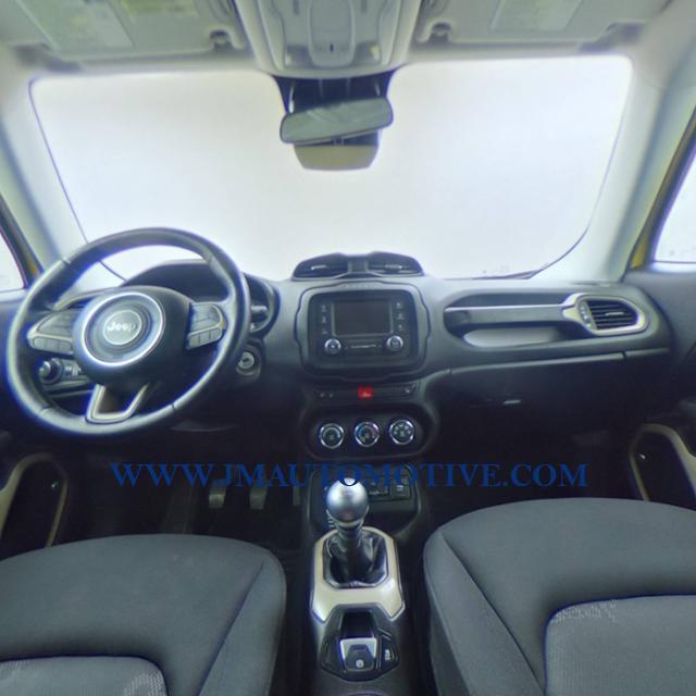 2016 Jeep Renegade 4WD 4dr Latitude, available for sale in Naugatuck, Connecticut | J&M Automotive Sls&Svc LLC. Naugatuck, Connecticut 2016 Jeep Renegade 4WD 4dr Latitude, available for sale in Naugatuck, Connecticut | J&M Automotive Sls&Svc LLC. Naugatuck, Connecticut