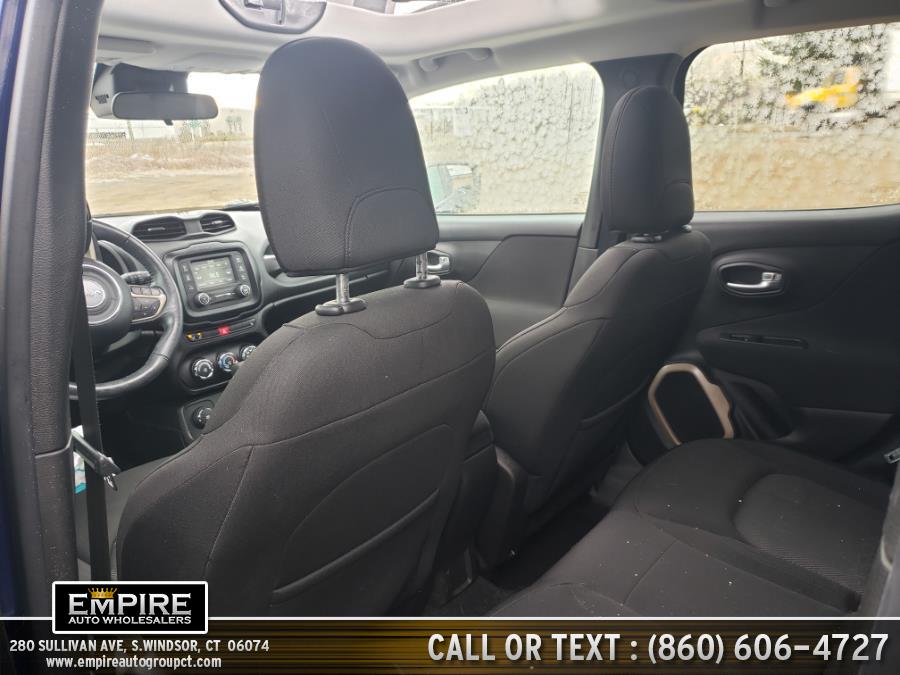 Used Jeep Renegade 4WD 4dr Latitude 2016 | Empire Auto Wholesalers. S.Windsor, Connecticut Used Jeep Renegade 4WD 4dr Latitude 2016 | Empire Auto Wholesalers. S.Windsor, Connecticut