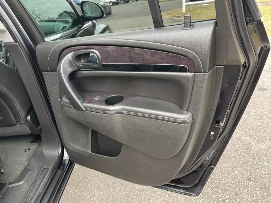 Used Buick Enclave AWD 4dr Leather 2015 | Mike And Tony Auto Sales, Inc. South Windsor, Connecticut Used Buick Enclave AWD 4dr Leather 2015 | Mike And Tony Auto Sales, Inc. South Windsor, Connecticut