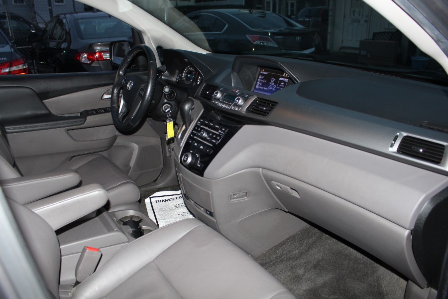 2012 Honda Odyssey EX-L 5dr EX-L w/RES, available for sale in Paterson, New Jersey | Xcell Motors LLC. Paterson, New Jersey 2012 Honda Odyssey EX-L 5dr EX-L w/RES, available for sale in Paterson, New Jersey | Xcell Motors LLC. Paterson, New Jersey
