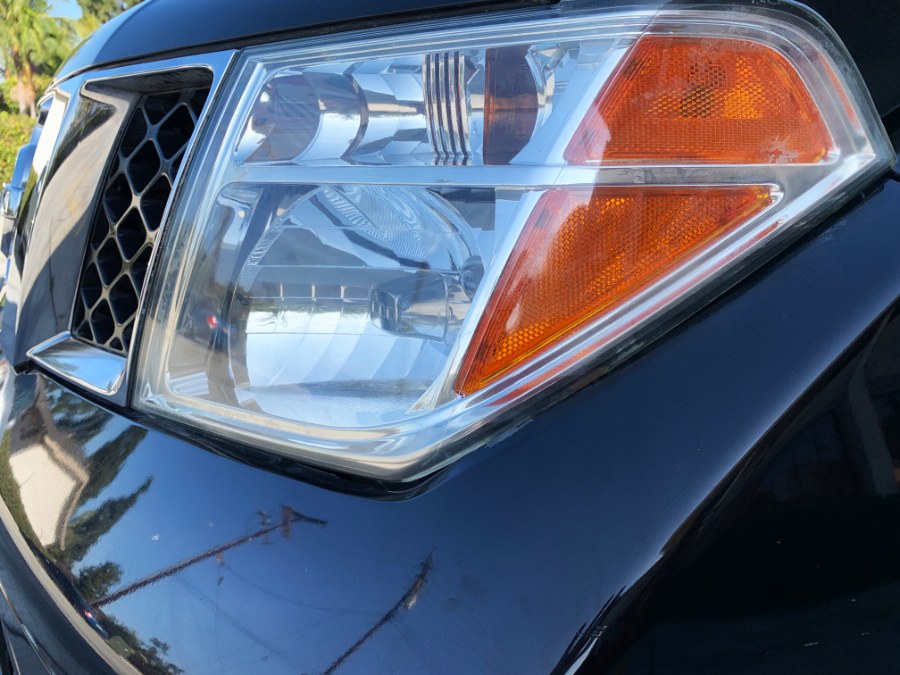 Used Nissan Pathfinder LE 2WD 2006 | Pacific Green Line. Stanton, California Used Nissan Pathfinder LE 2WD 2006 | Pacific Green Line. Stanton, California