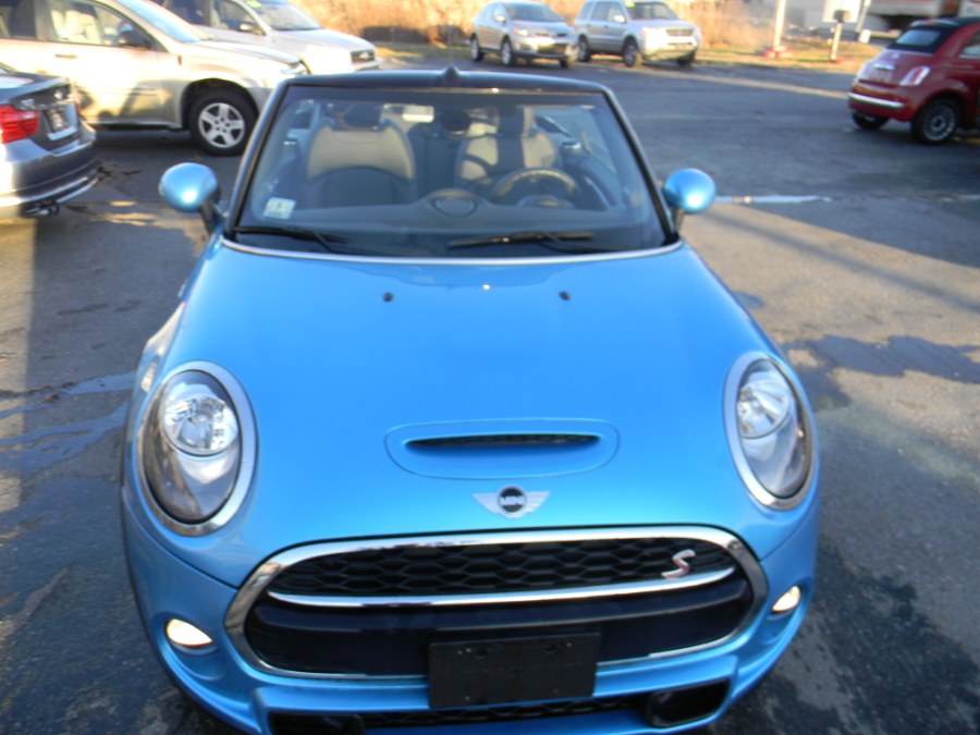 Used MINI Convertible Cooper S FWD 2018 | M&M Vehicles Inc dba Central Motors. Southborough, Massachusetts Used MINI Convertible Cooper S FWD 2018 | M&M Vehicles Inc dba Central Motors. Southborough, Massachusetts