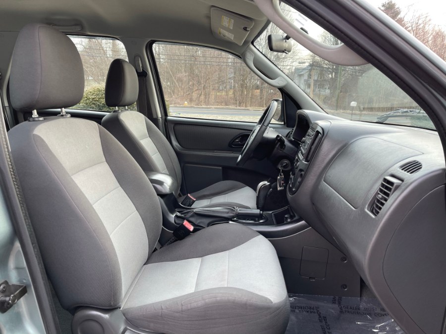 2007 Ford Escape 2WD 4dr I4 Auto XLS, available for sale in East Windsor, Connecticut | Toro Auto. East Windsor, Connecticut 2007 Ford Escape 2WD 4dr I4 Auto XLS, available for sale in East Windsor, Connecticut | Toro Auto. East Windsor, Connecticut