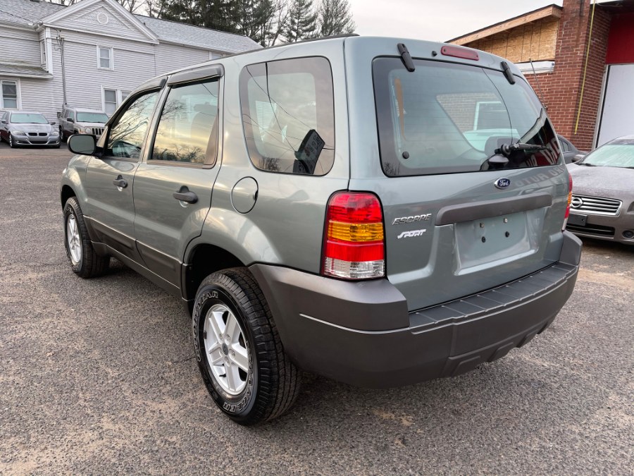 2007 Ford Escape 2WD 4dr I4 Auto XLS, available for sale in East Windsor, Connecticut | Toro Auto. East Windsor, Connecticut 2007 Ford Escape 2WD 4dr I4 Auto XLS, available for sale in East Windsor, Connecticut | Toro Auto. East Windsor, Connecticut