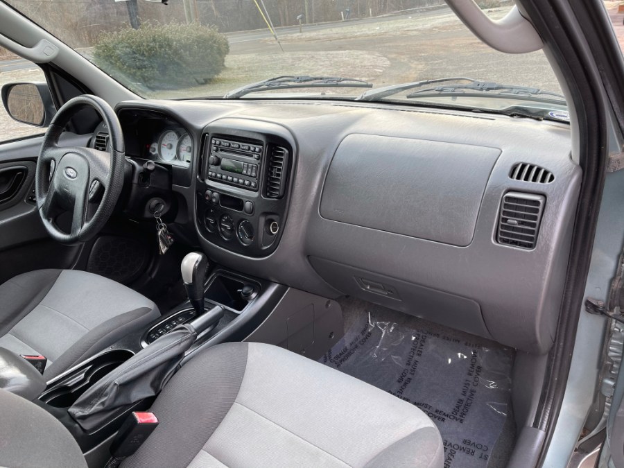2007 Ford Escape 2WD 4dr I4 Auto XLS, available for sale in East Windsor, Connecticut | Toro Auto. East Windsor, Connecticut 2007 Ford Escape 2WD 4dr I4 Auto XLS, available for sale in East Windsor, Connecticut | Toro Auto. East Windsor, Connecticut