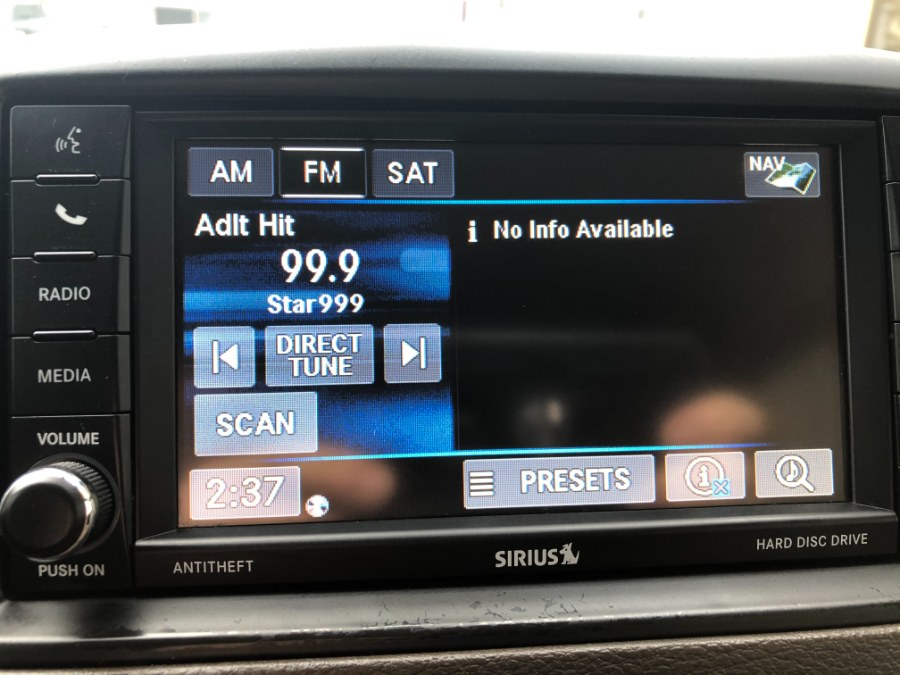 2014 Chrysler Town & Country 4dr Wgn Touring-L, available for sale in Bristol, Connecticut | Bristol Auto Center LLC. Bristol, Connecticut 2014 Chrysler Town & Country 4dr Wgn Touring-L, available for sale in Bristol, Connecticut | Bristol Auto Center LLC. Bristol, Connecticut