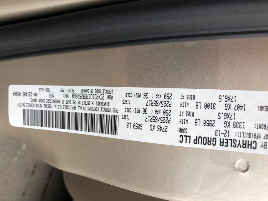 2014 Chrysler Town & Country 4dr Wgn Touring-L, available for sale in Bristol, Connecticut | Bristol Auto Center LLC. Bristol, Connecticut 2014 Chrysler Town & Country 4dr Wgn Touring-L, available for sale in Bristol, Connecticut | Bristol Auto Center LLC. Bristol, Connecticut