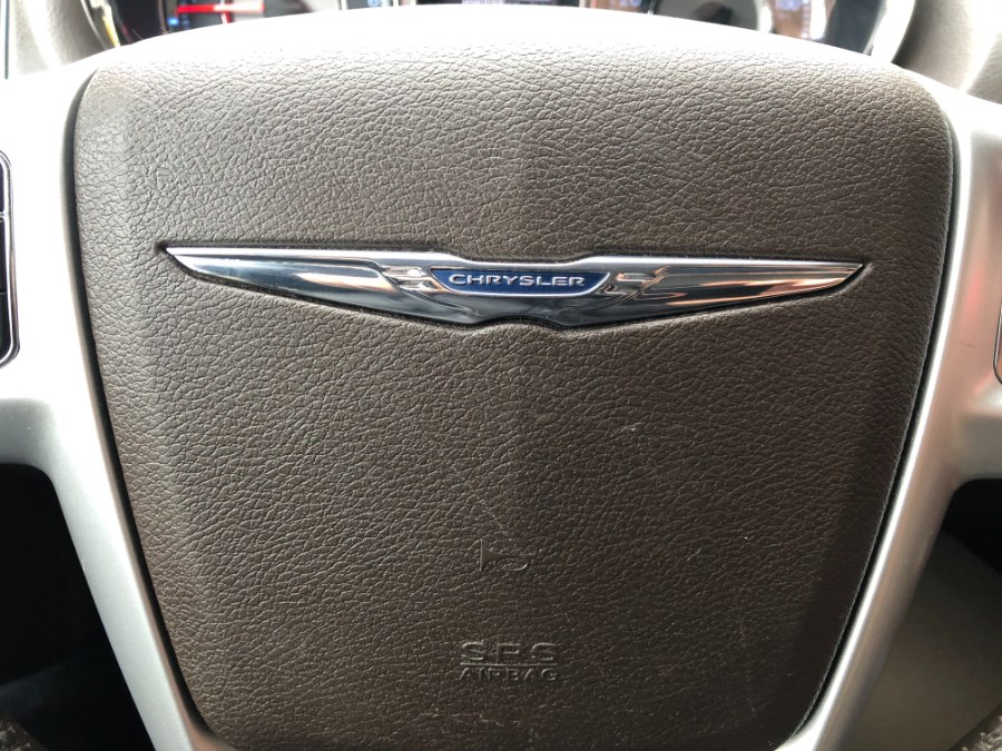 2014 Chrysler Town & Country 4dr Wgn Touring-L, available for sale in Bristol, Connecticut | Bristol Auto Center LLC. Bristol, Connecticut 2014 Chrysler Town & Country 4dr Wgn Touring-L, available for sale in Bristol, Connecticut | Bristol Auto Center LLC. Bristol, Connecticut