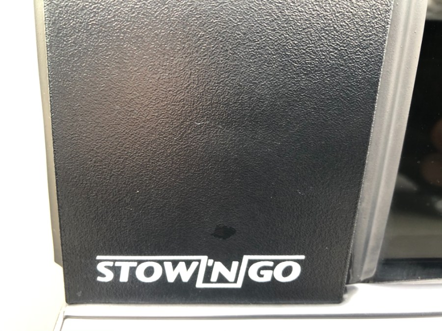 2014 Chrysler Town & Country 4dr Wgn Touring-L, available for sale in Bristol, Connecticut | Bristol Auto Center LLC. Bristol, Connecticut 2014 Chrysler Town & Country 4dr Wgn Touring-L, available for sale in Bristol, Connecticut | Bristol Auto Center LLC. Bristol, Connecticut