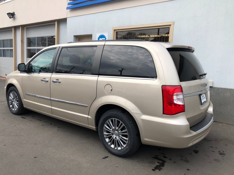 2014 Chrysler Town & Country 4dr Wgn Touring-L, available for sale in Bristol, Connecticut | Bristol Auto Center LLC. Bristol, Connecticut 2014 Chrysler Town & Country 4dr Wgn Touring-L, available for sale in Bristol, Connecticut | Bristol Auto Center LLC. Bristol, Connecticut
