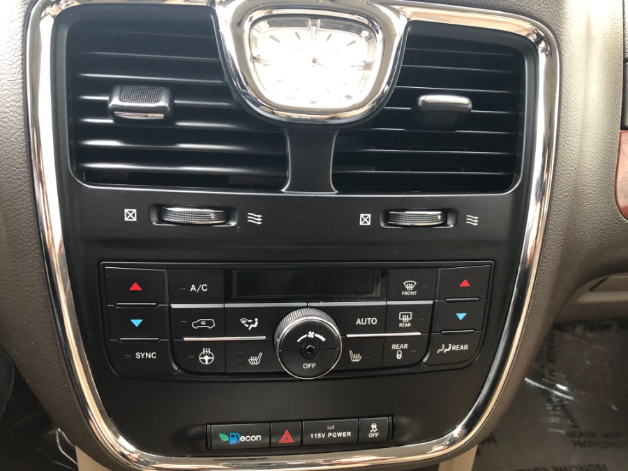 2014 Chrysler Town & Country 4dr Wgn Touring-L, available for sale in Bristol, Connecticut | Bristol Auto Center LLC. Bristol, Connecticut 2014 Chrysler Town & Country 4dr Wgn Touring-L, available for sale in Bristol, Connecticut | Bristol Auto Center LLC. Bristol, Connecticut