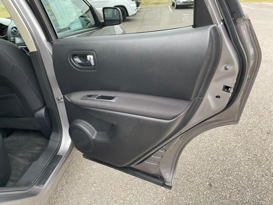 2013 Nissan Rogue AWD 4dr S, available for sale in South Windsor, Connecticut | Mike And Tony Auto Sales, Inc. South Windsor, Connecticut 2013 Nissan Rogue AWD 4dr S, available for sale in South Windsor, Connecticut | Mike And Tony Auto Sales, Inc. South Windsor, Connecticut