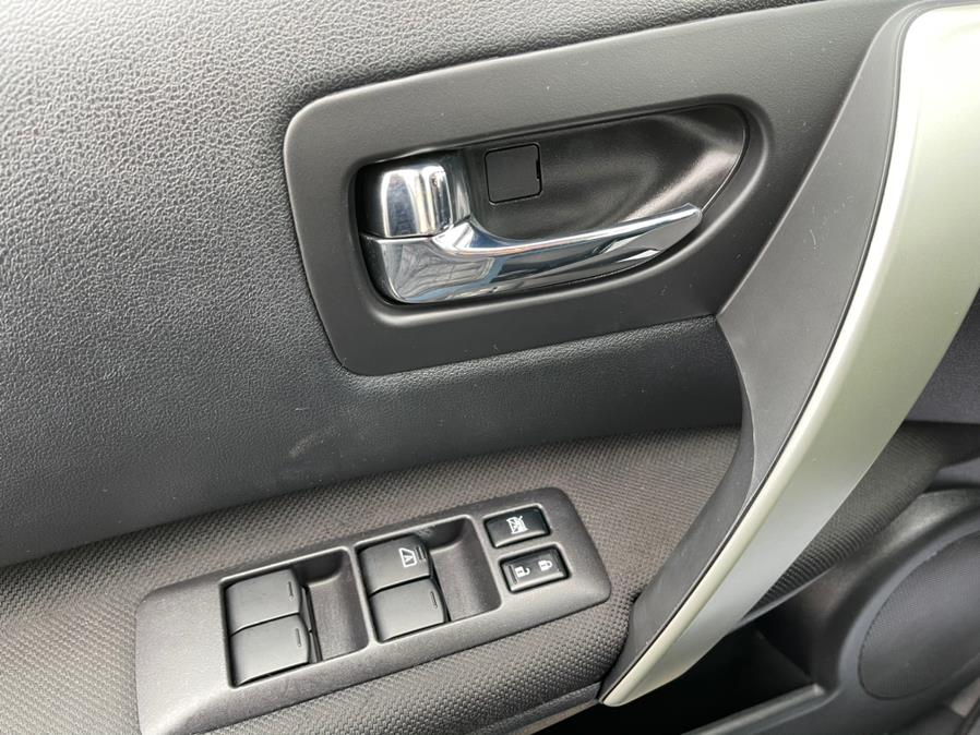 2013 Nissan Rogue AWD 4dr S, available for sale in South Windsor, Connecticut | Mike And Tony Auto Sales, Inc. South Windsor, Connecticut 2013 Nissan Rogue AWD 4dr S, available for sale in South Windsor, Connecticut | Mike And Tony Auto Sales, Inc. South Windsor, Connecticut