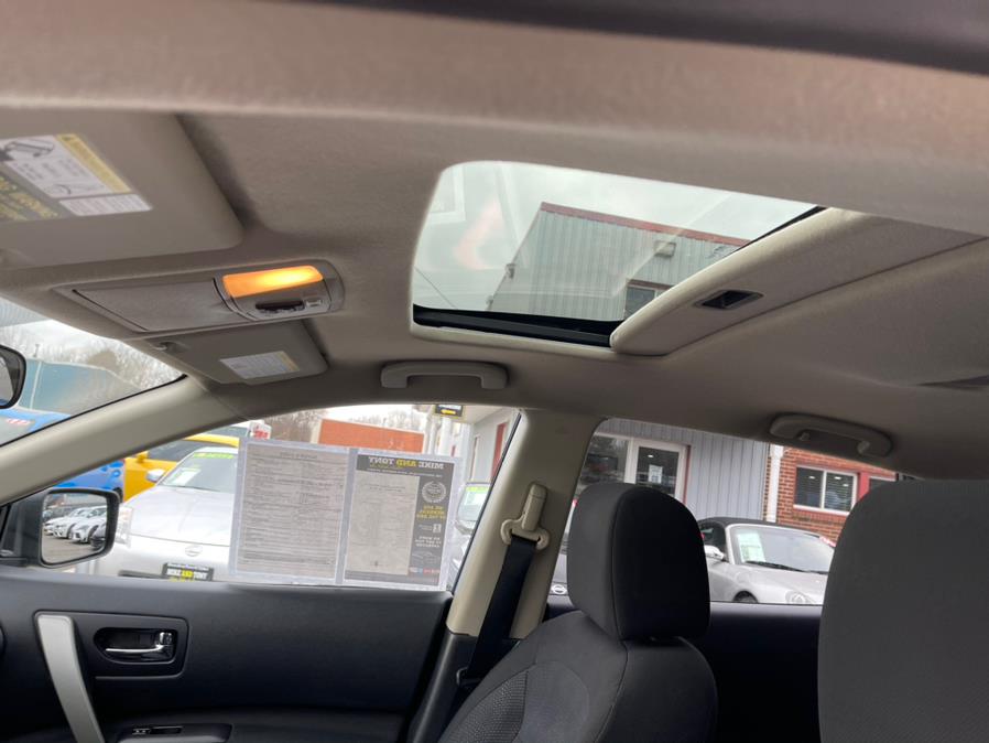 2013 Nissan Rogue AWD 4dr S, available for sale in South Windsor, Connecticut | Mike And Tony Auto Sales, Inc. South Windsor, Connecticut 2013 Nissan Rogue AWD 4dr S, available for sale in South Windsor, Connecticut | Mike And Tony Auto Sales, Inc. South Windsor, Connecticut
