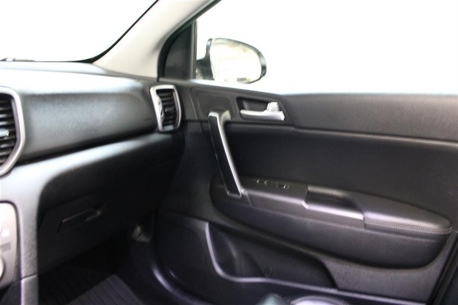 2017 Kia Sportage EX, available for sale in Paterson, New Jersey | Fast Track Motors. Paterson, New Jersey 2017 Kia Sportage EX, available for sale in Paterson, New Jersey | Fast Track Motors. Paterson, New Jersey