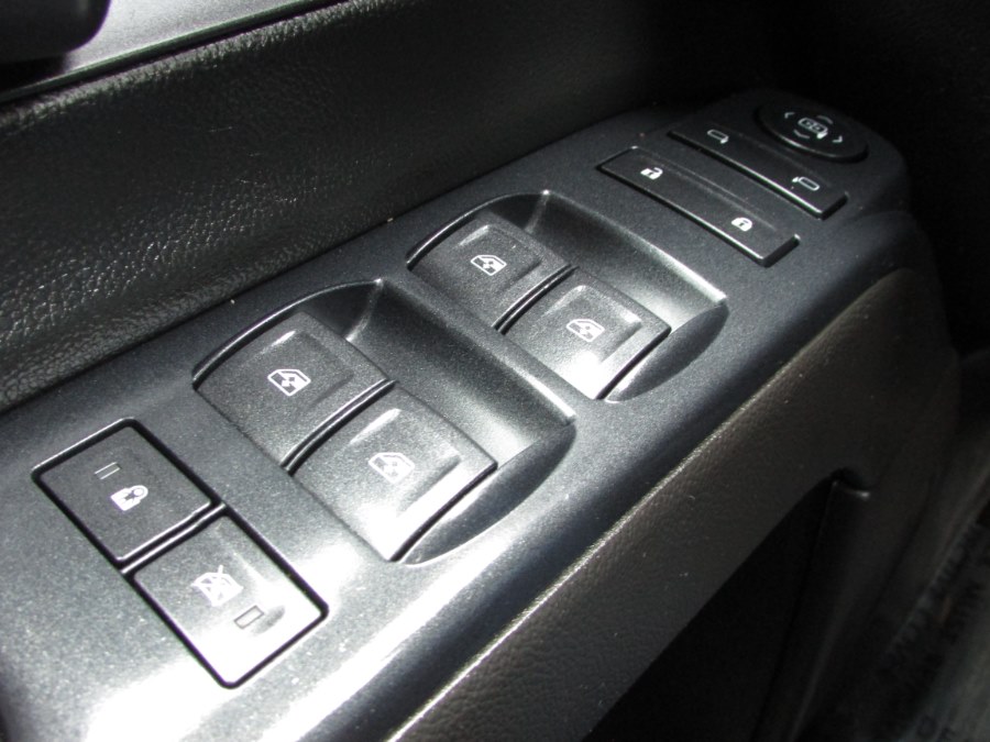 2015 GMC Sierra 1500 4WD Double Cab 143.5", available for sale in East Windsor, Connecticut | United Auto Sales of E Windsor, Inc. East Windsor, Connecticut 2015 GMC Sierra 1500 4WD Double Cab 143.5", available for sale in East Windsor, Connecticut | United Auto Sales of E Windsor, Inc. East Windsor, Connecticut