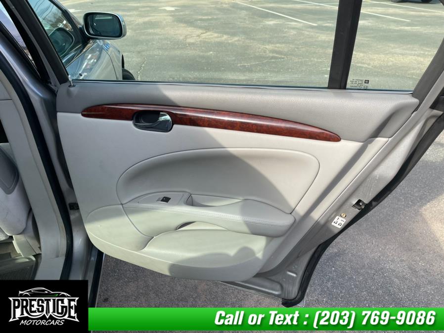 Used Buick Lucerne 4dr Sdn V6 CX 2007 | J&J Auto Sales & Repairs llc DBA Prestige Motorcar. Oakville, Connecticut Used Buick Lucerne 4dr Sdn V6 CX 2007 | J&J Auto Sales & Repairs llc DBA Prestige Motorcar. Oakville, Connecticut