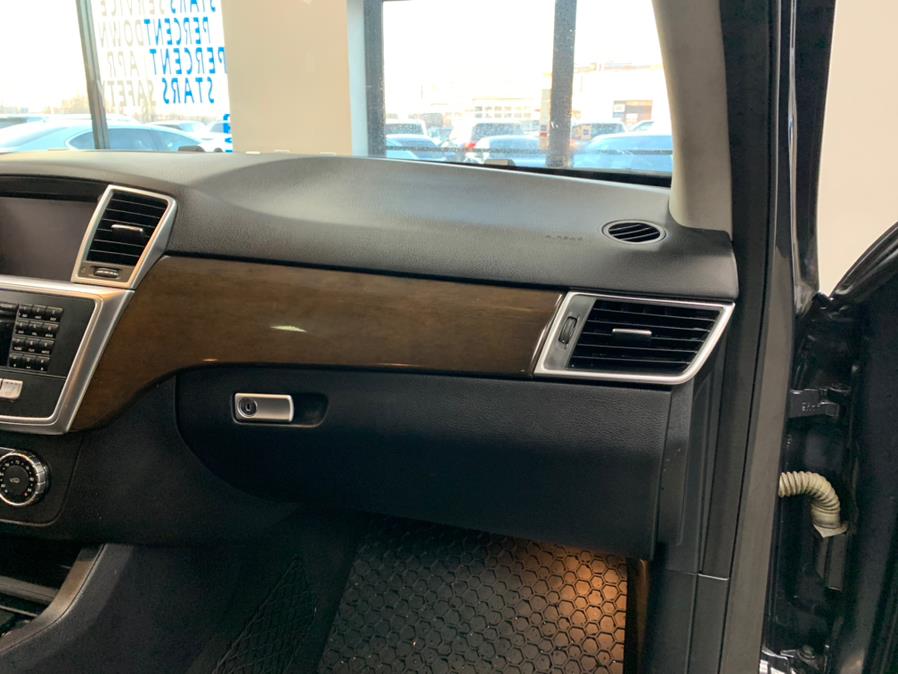 2015 Mercedes-Benz M-Class 4MATIC 4dr ML350, available for sale in Inwood, New York | 5 Towns Drive. Inwood, New York 2015 Mercedes-Benz M-Class 4MATIC 4dr ML350, available for sale in Inwood, New York | 5 Towns Drive. Inwood, New York