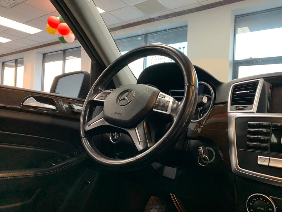 2015 Mercedes-Benz M-Class 4MATIC 4dr ML350, available for sale in Inwood, New York | 5 Towns Drive. Inwood, New York 2015 Mercedes-Benz M-Class 4MATIC 4dr ML350, available for sale in Inwood, New York | 5 Towns Drive. Inwood, New York