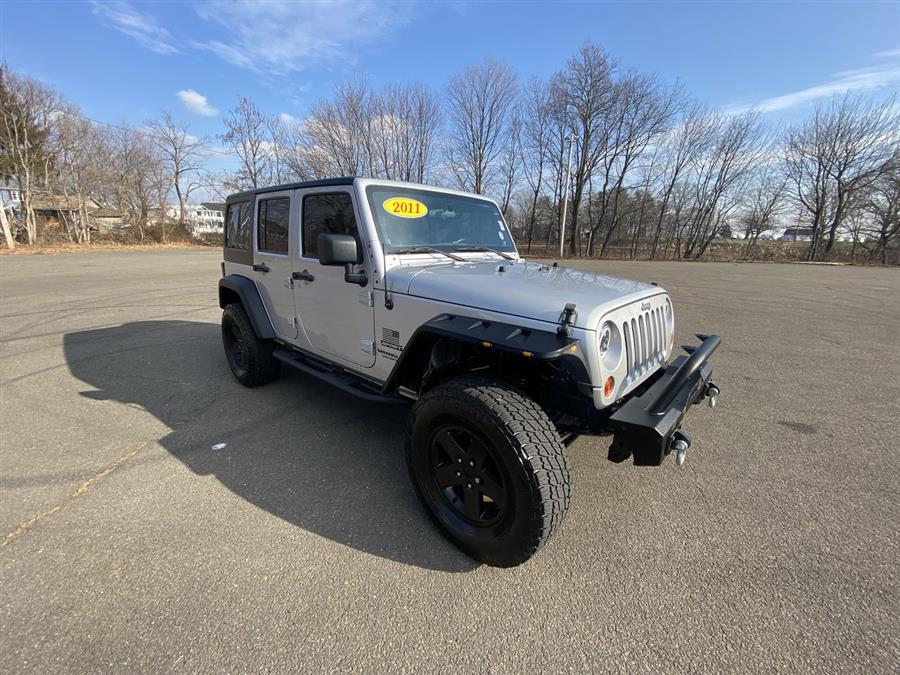 2011 Jeep Wrangler Unlimited 4WD 4dr Sport, available for sale in Stratford, Connecticut | Wiz Leasing Inc. Stratford, Connecticut