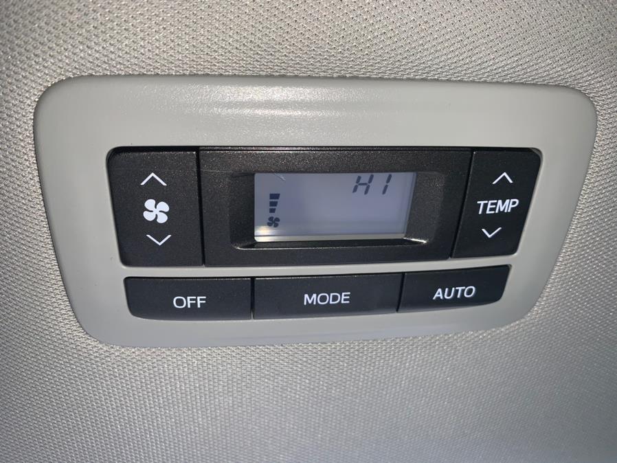 Used Toyota Sienna XLE Premium FWD 8-Passenger (Natl) 2017 | European Auto Expo. Lodi, New Jersey Used Toyota Sienna XLE Premium FWD 8-Passenger (Natl) 2017 | European Auto Expo. Lodi, New Jersey