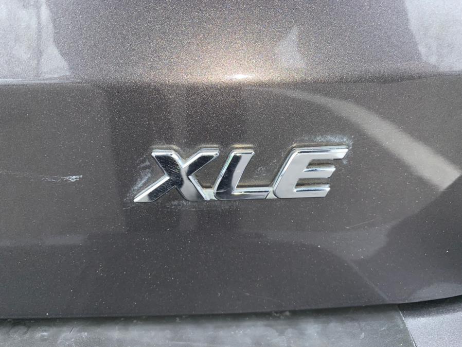 Used Toyota Sienna XLE Premium FWD 8-Passenger (Natl) 2017 | European Auto Expo. Lodi, New Jersey Used Toyota Sienna XLE Premium FWD 8-Passenger (Natl) 2017 | European Auto Expo. Lodi, New Jersey