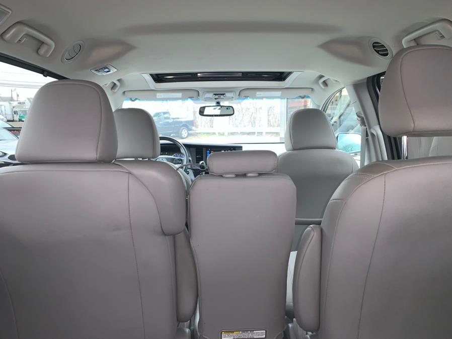 Used Toyota Sienna XLE Premium FWD 8-Passenger (Natl) 2017 | European Auto Expo. Lodi, New Jersey Used Toyota Sienna XLE Premium FWD 8-Passenger (Natl) 2017 | European Auto Expo. Lodi, New Jersey