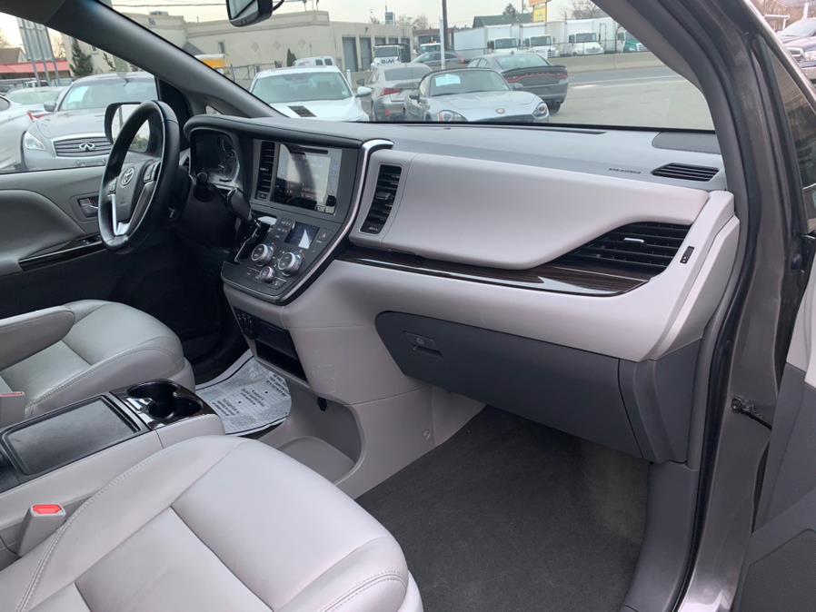 Used Toyota Sienna XLE Premium FWD 8-Passenger (Natl) 2017 | European Auto Expo. Lodi, New Jersey Used Toyota Sienna XLE Premium FWD 8-Passenger (Natl) 2017 | European Auto Expo. Lodi, New Jersey