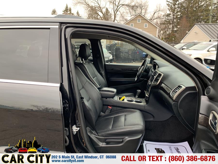 2011 Jeep Grand Cherokee 4WD 4dr Laredo, available for sale in East Windsor, Connecticut | Car City LLC. East Windsor, Connecticut 2011 Jeep Grand Cherokee 4WD 4dr Laredo, available for sale in East Windsor, Connecticut | Car City LLC. East Windsor, Connecticut
