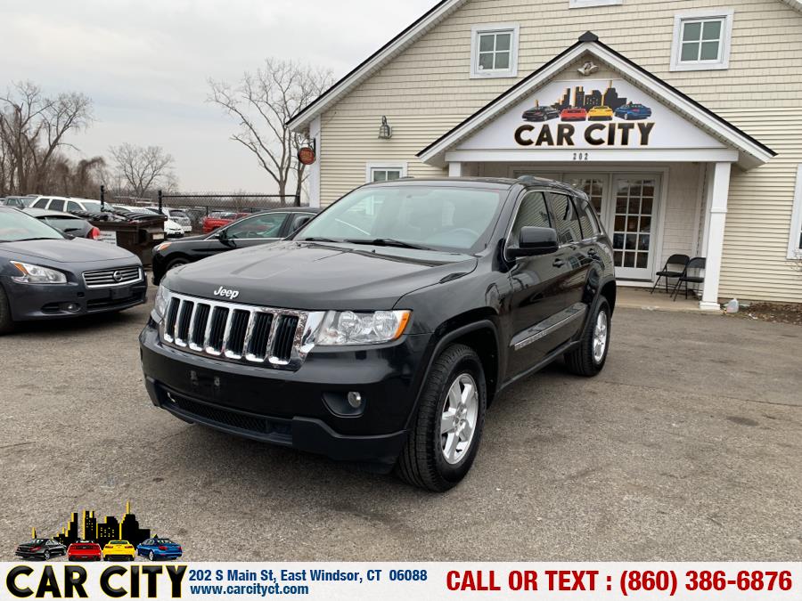 2011 Jeep Grand Cherokee 4WD 4dr Laredo, available for sale in East Windsor, Connecticut | Car City LLC. East Windsor, Connecticut